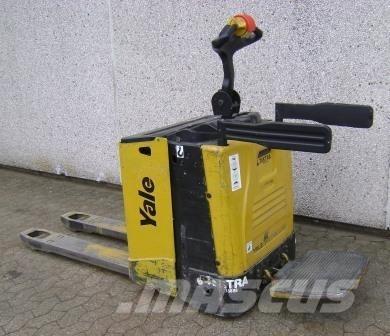 Yale MP20X - 400 AH Električni nizko dvižni viličar s stojiščem
