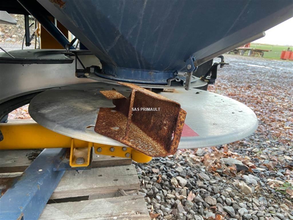 Bogballe Ex 2200 Trosilniki mineralnega gnojila