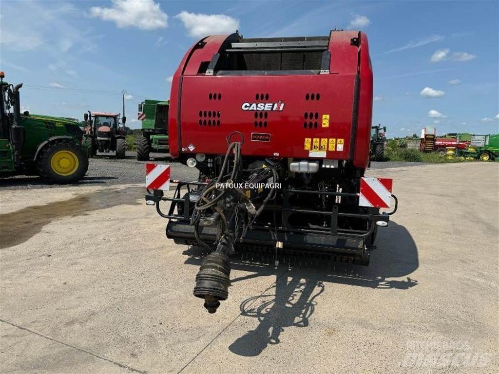 Case IH RB465 Balirke (okrogle bale)