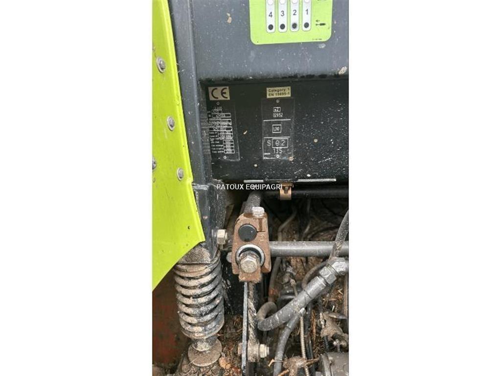 CLAAS ARION 610 Traktorji