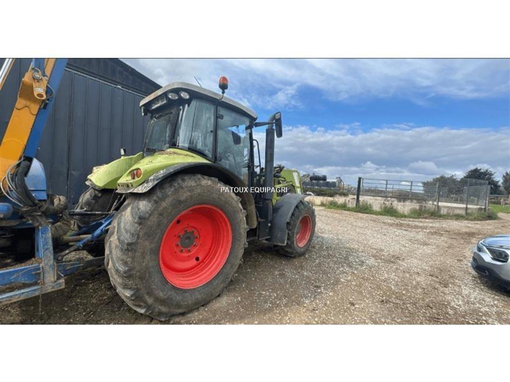CLAAS ARION640 Traktorji