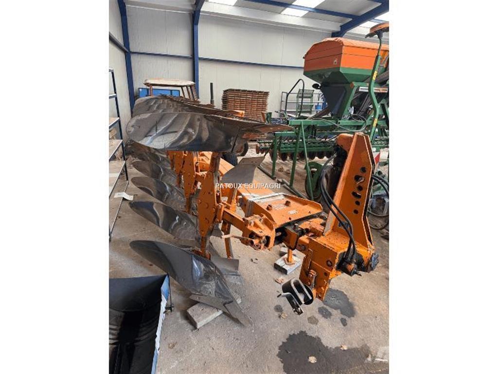 Huard 670 Navadni plugi