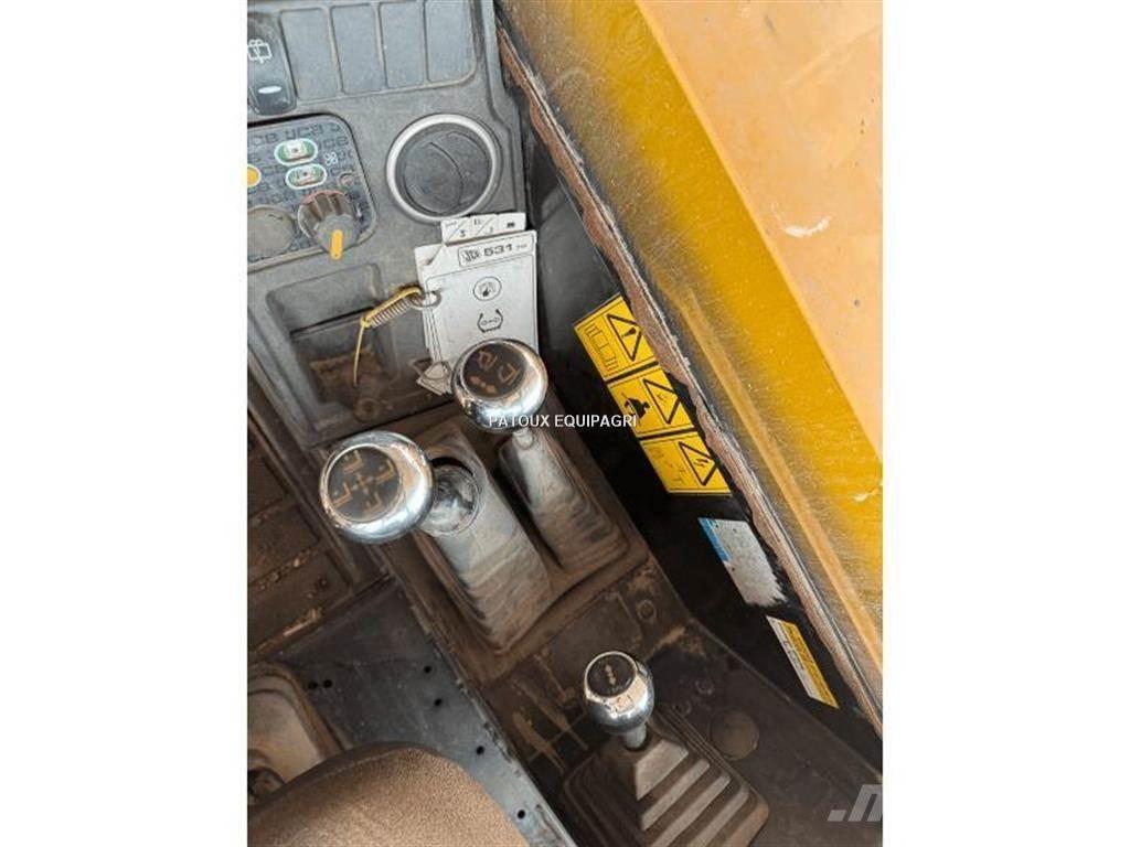 JCB 531-70 Kmetijski teleskopski nakladalci