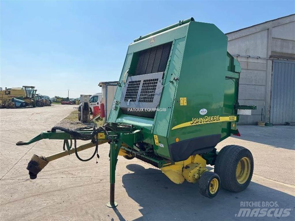 John Deere 592 Balirke (okrogle bale)
