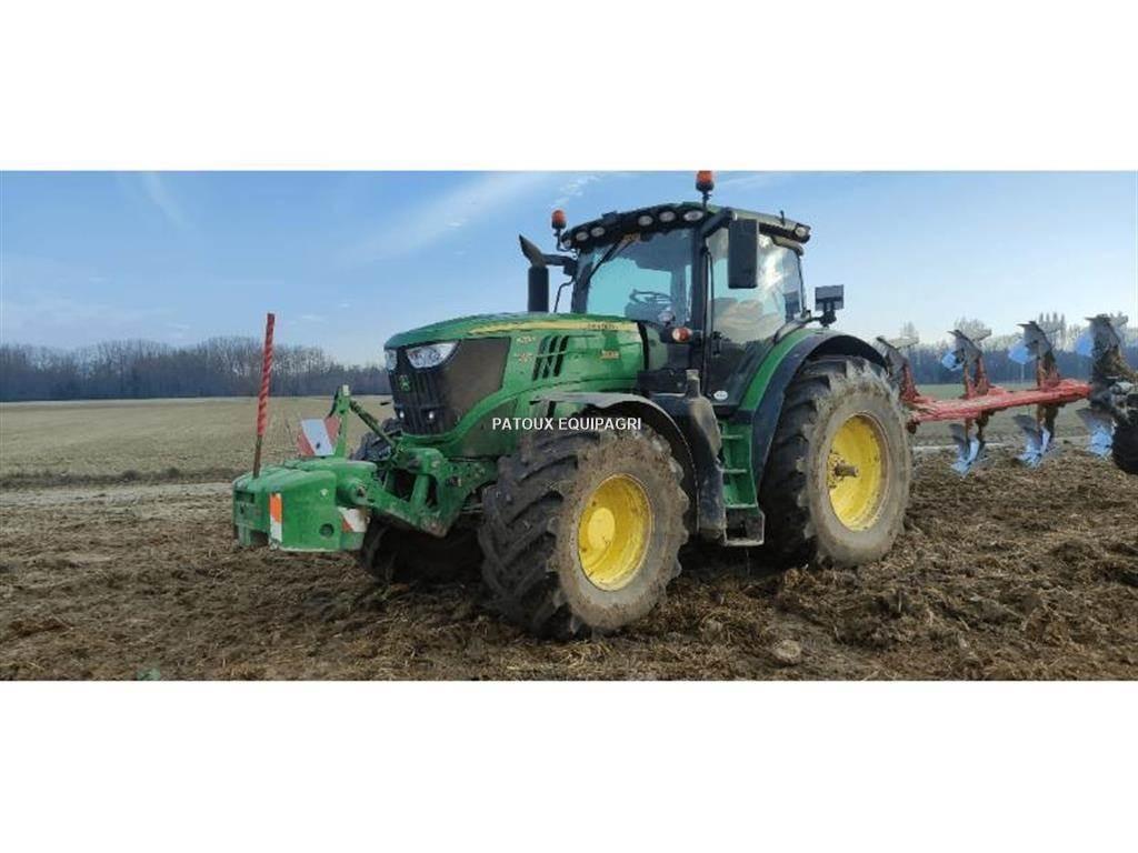 John Deere 6215R Traktorji