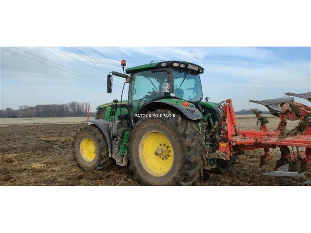 John Deere 6215R Traktorji