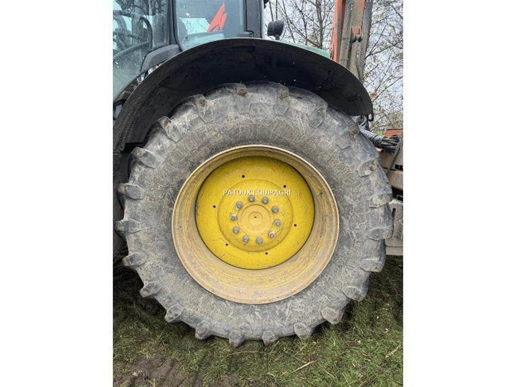 John Deere 6R195 Traktorji