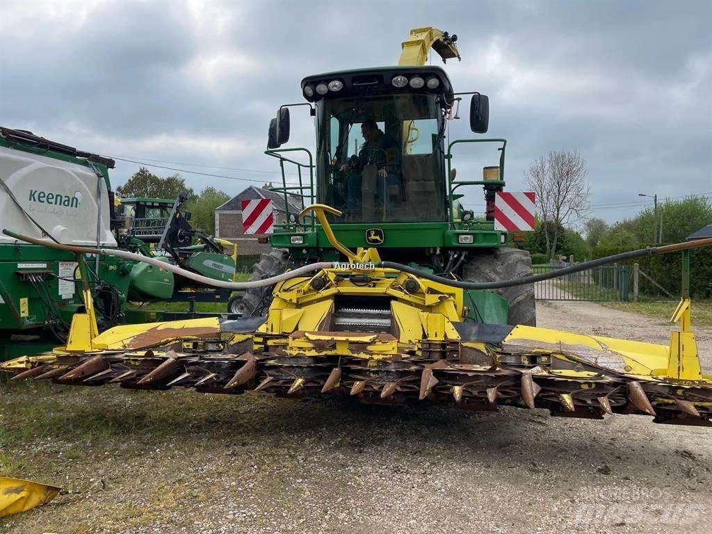 John Deere 7450 Kombajni za krmo