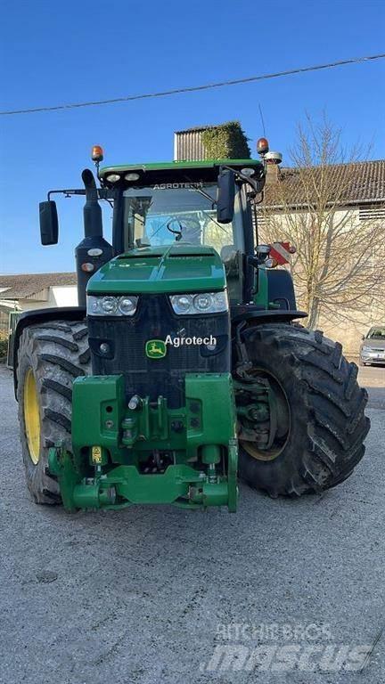 John Deere 8295R Traktorji