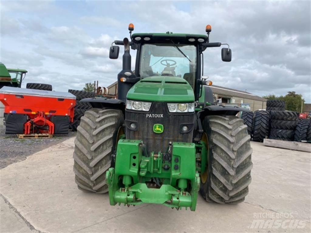 John Deere 8370R Traktorji