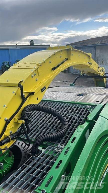 John Deere 8400 Kombajni za krmo