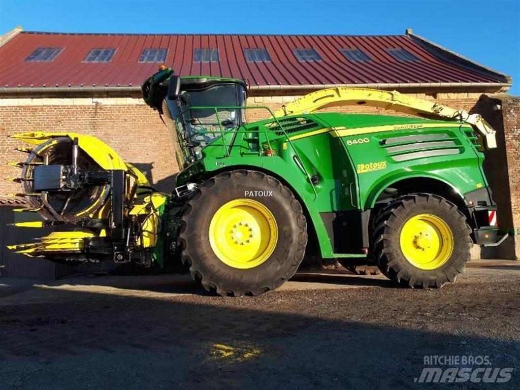 John Deere 8400 Kombajni za krmo