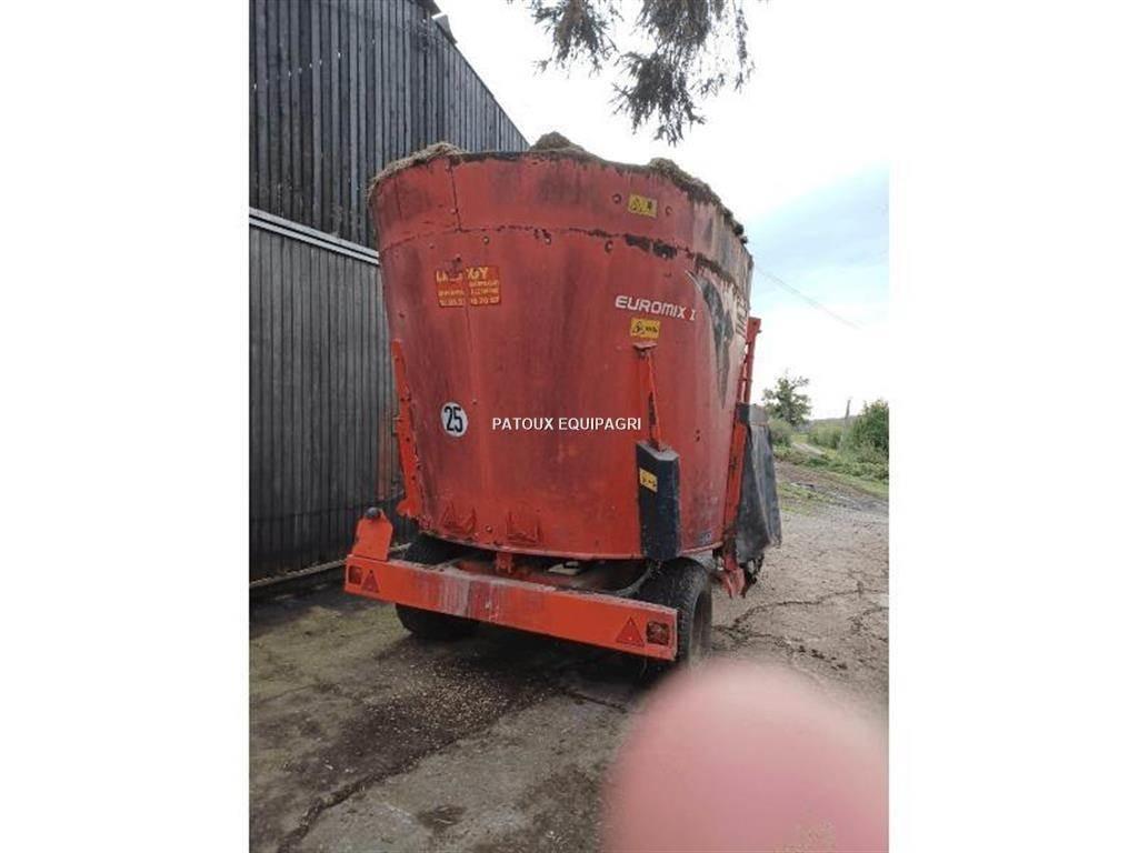 Kuhn 1070 Mešalne hranilnice