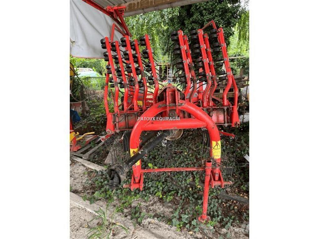 Kuhn GA4521GM Obračalniki in zgrabljalniki