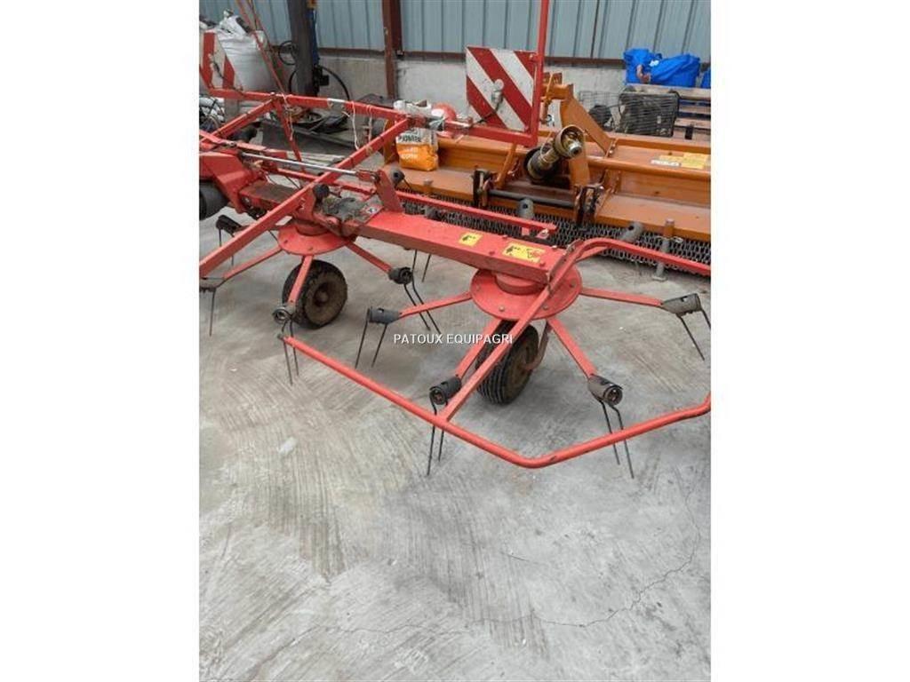 Kuhn GF5202 Obračalniki in zgrabljalniki
