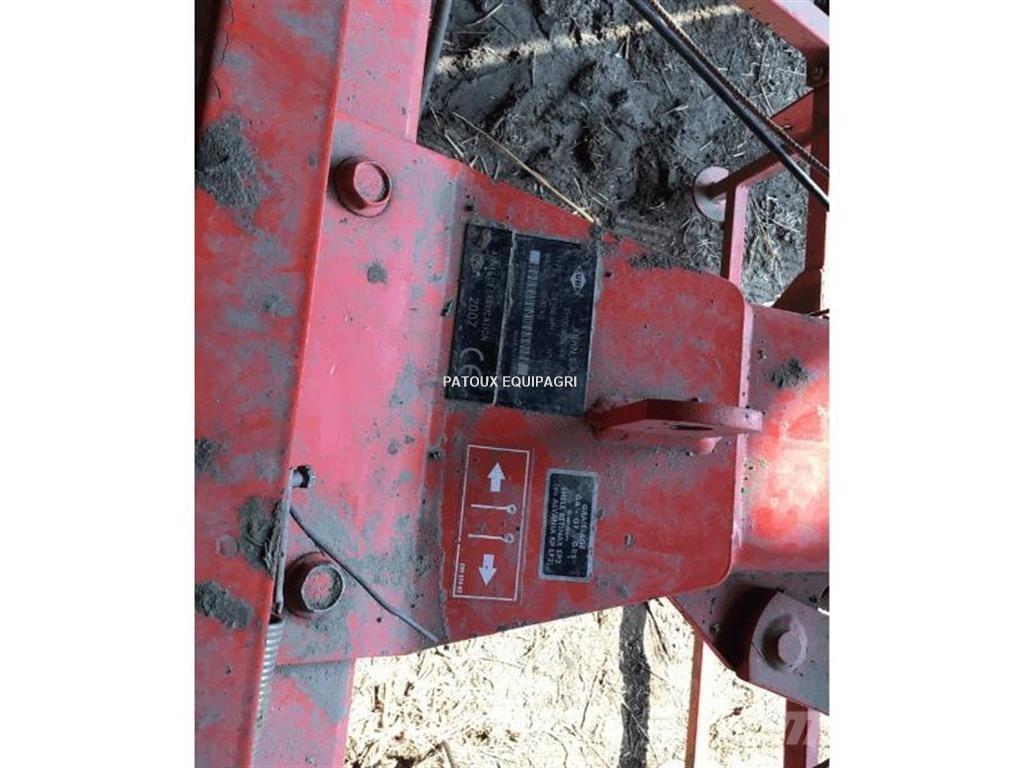 Kuhn GF5801 Obračalniki in zgrabljalniki