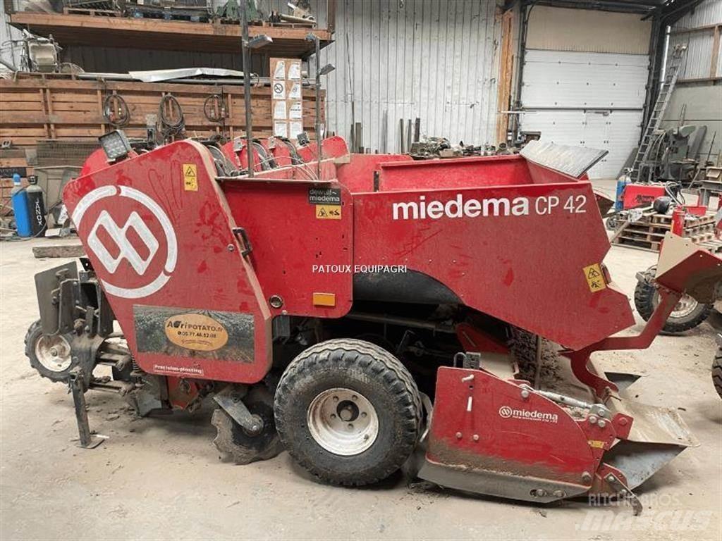 Miedema CP42 Sadilci krompirja