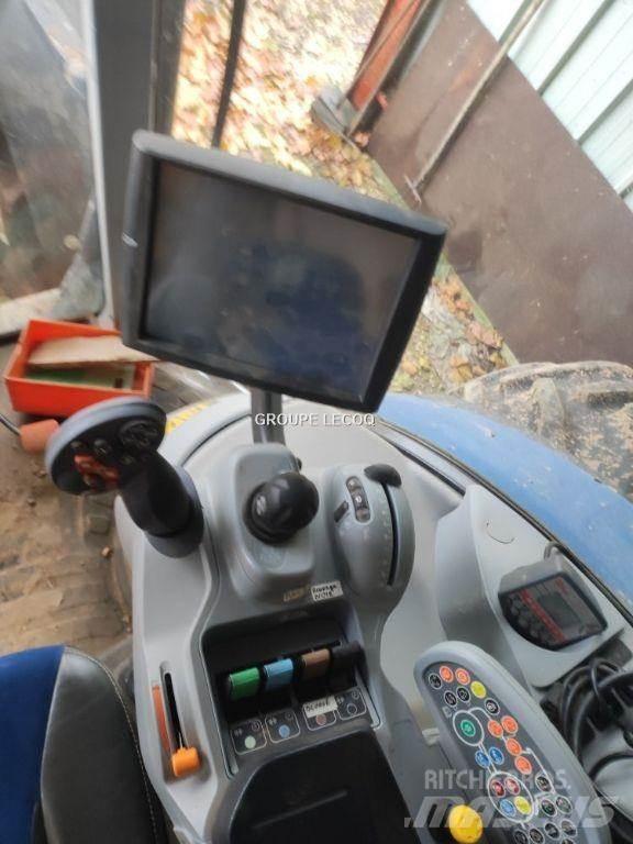 New Holland T7.210 Traktorji