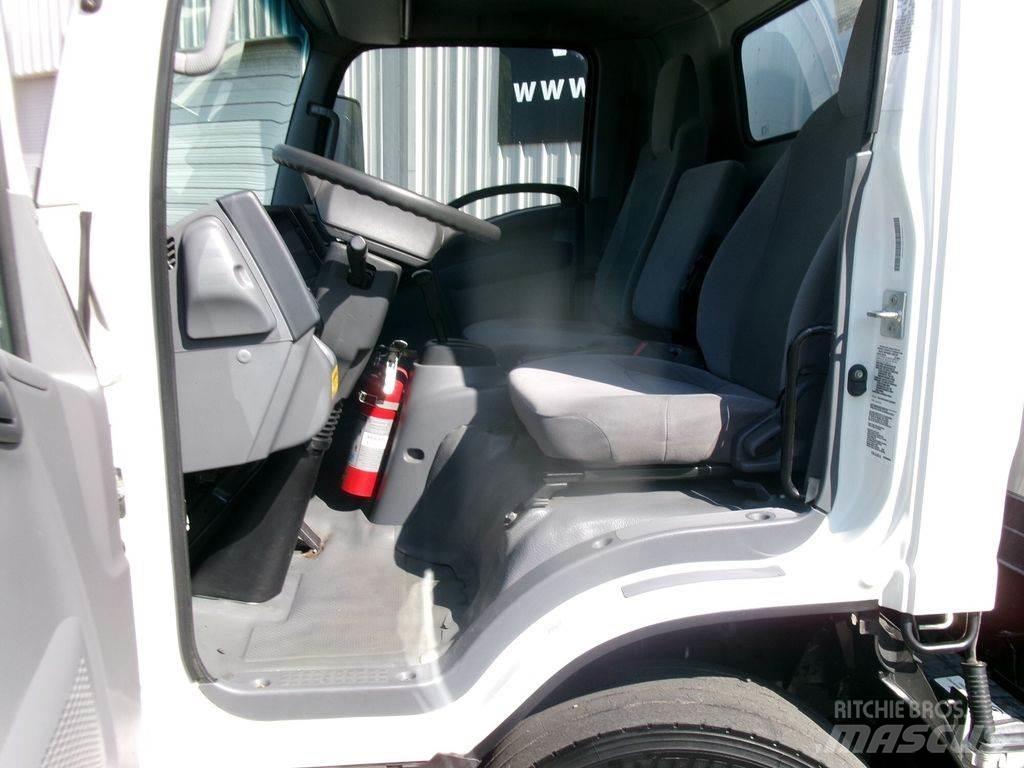 Isuzu FVR Tovornjaki zabojniki