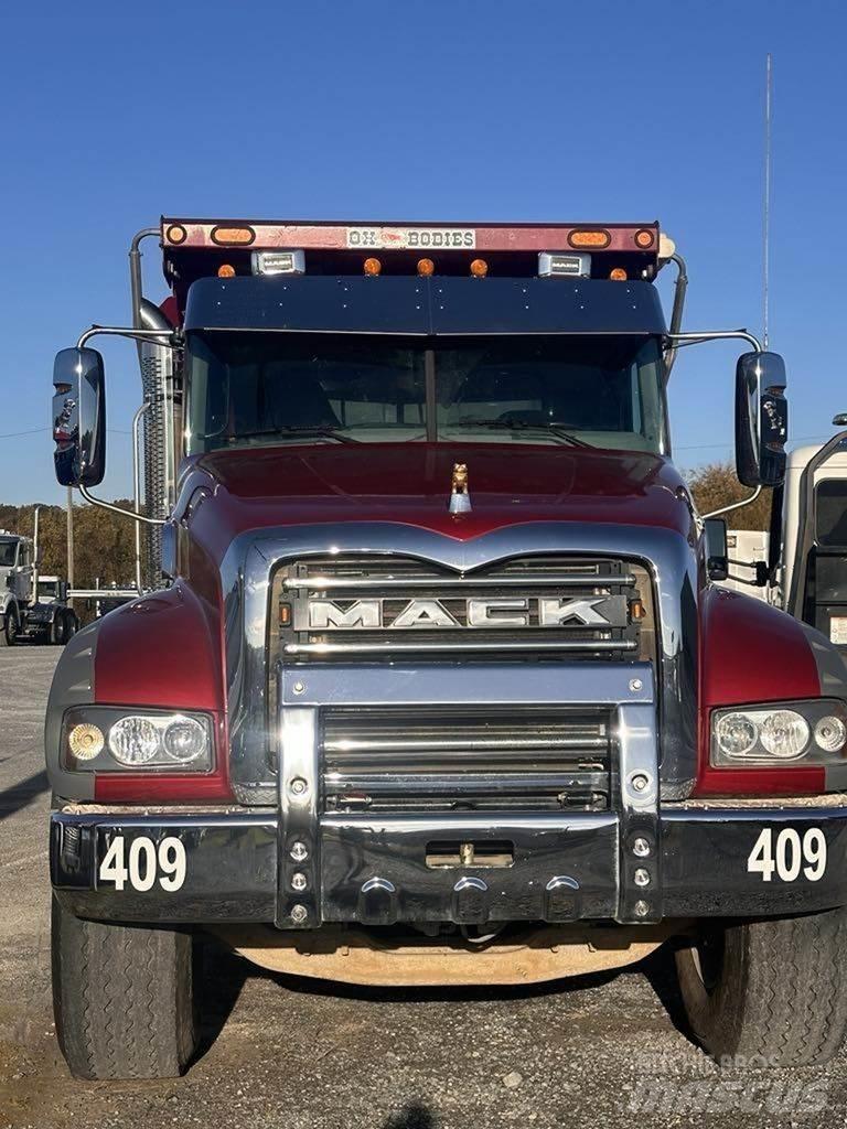Mack GR104FR Kiper tovornjaki