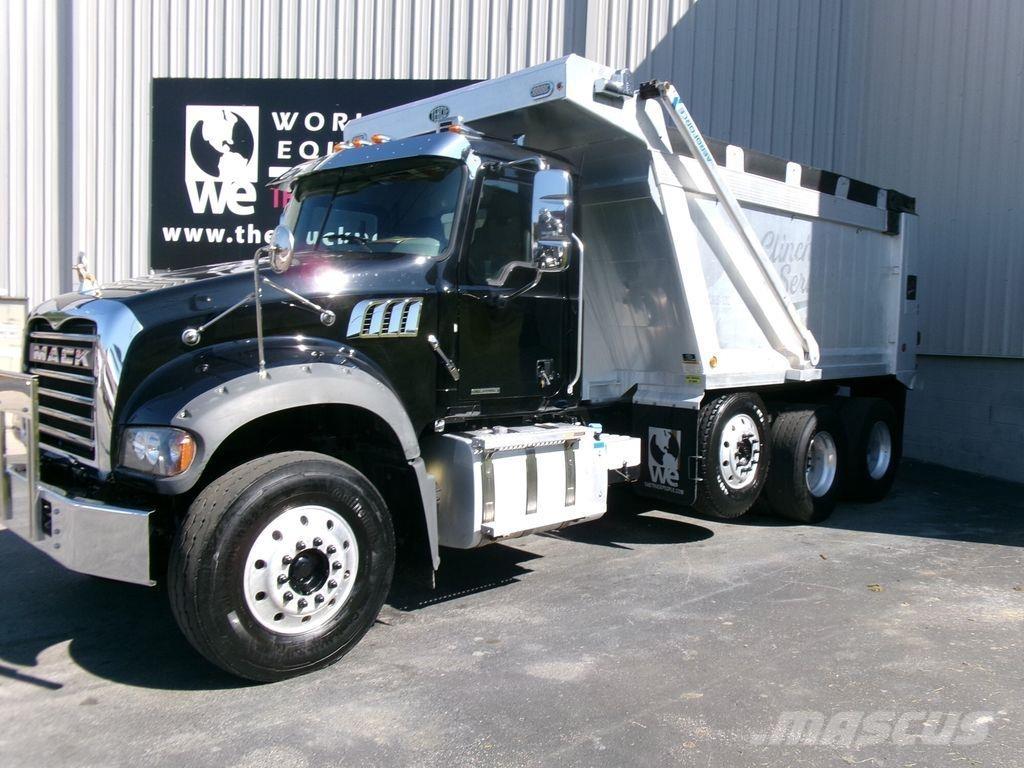 Mack GR64F Kiper tovornjaki
