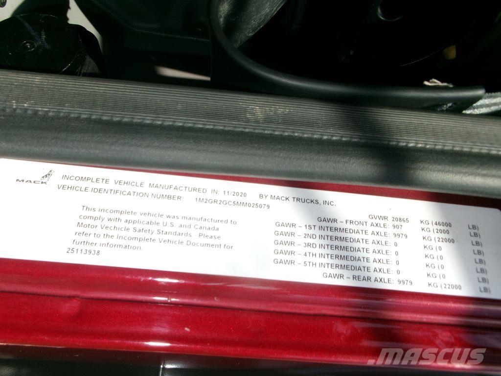 Mack GR64F Kiper tovornjaki