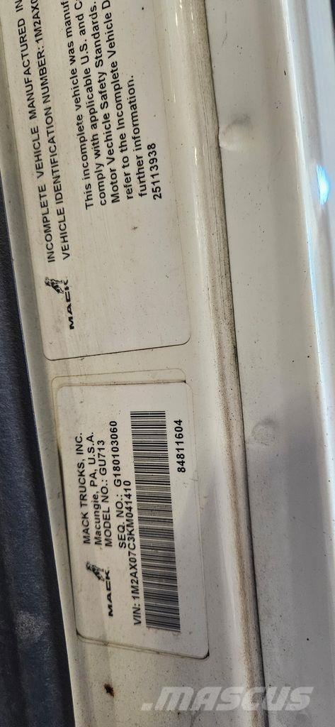 Mack GR64FR Kiper tovornjaki