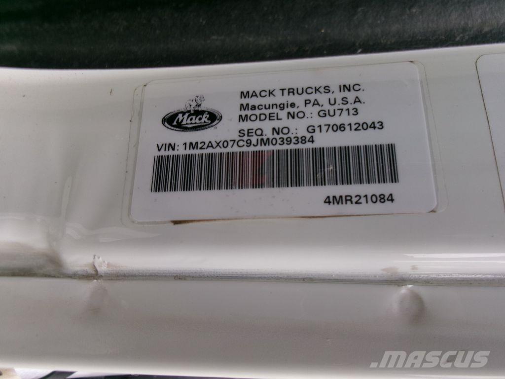 Mack GU713 Kiper tovornjaki