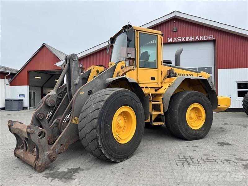 Volvo L 110 E Kolesni nakladalci