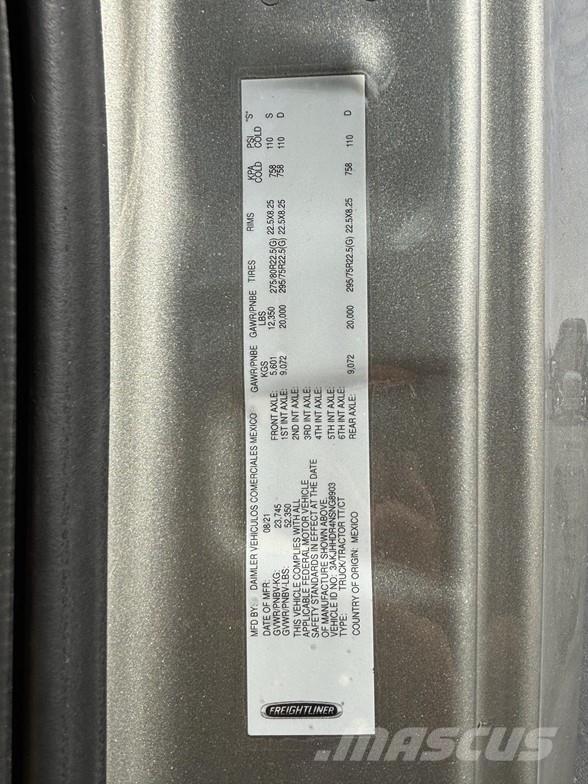 Freightliner CASCADIA 126 Vlačilci