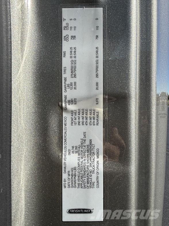 Freightliner CASCADIA 126 Vlačilci