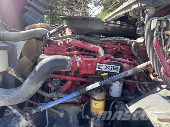 International LT Vlačilci