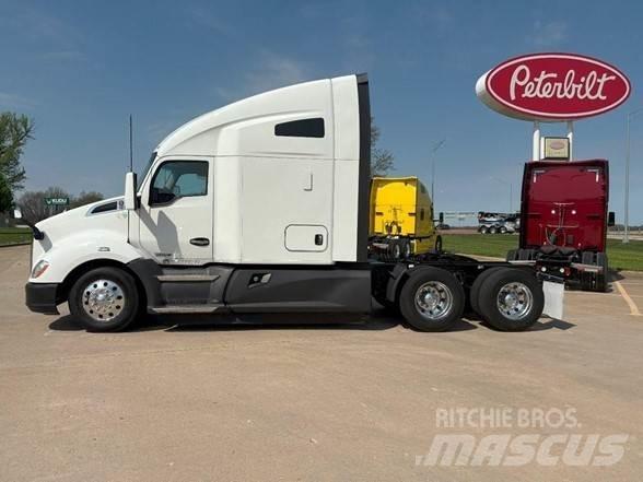Kenworth T680 Vlačilci