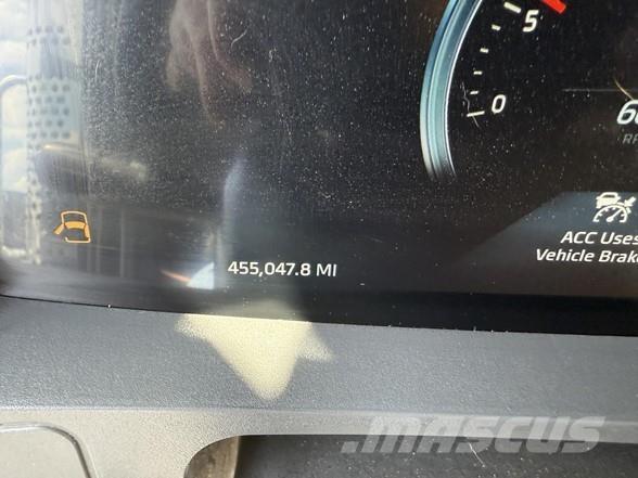 Kenworth T880 Vlačilci