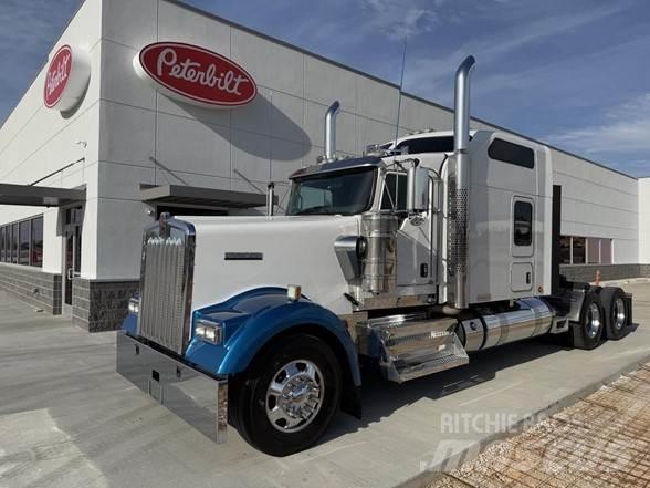 Kenworth W900B Vlačilci