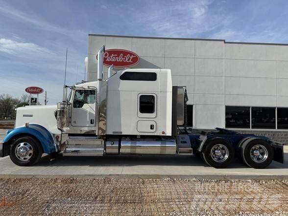 Kenworth W900B Vlačilci