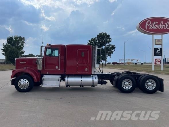 Kenworth W900B Vlačilci