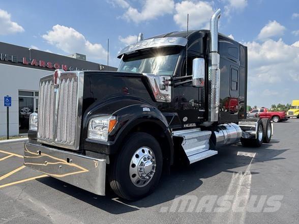 Kenworth W990 Vlačilci