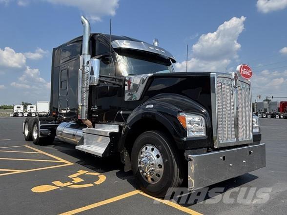 Kenworth W990 Vlačilci