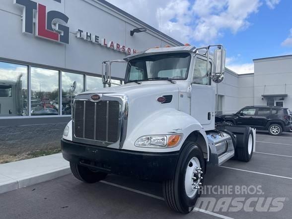 Peterbilt 337 Vlačilci