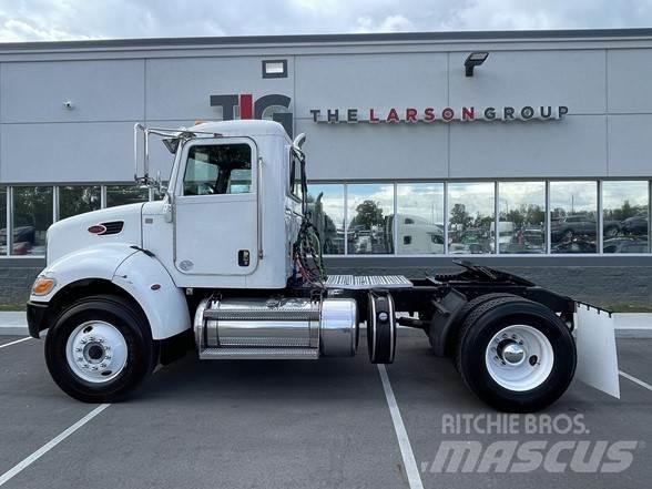 Peterbilt 337 Vlačilci