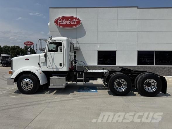 Peterbilt 367 Vlačilci
