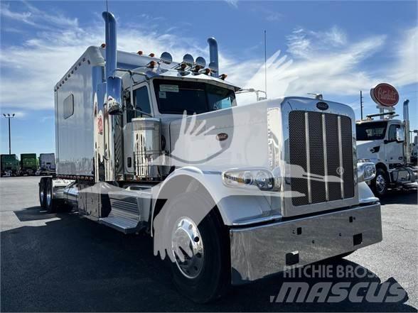 Peterbilt 389 Vlačilci