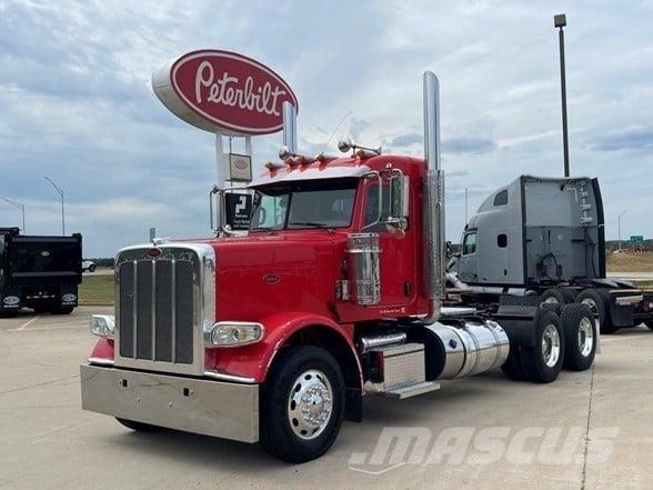 Peterbilt 389 Vlačilci