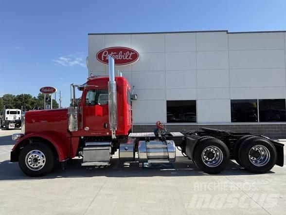 Peterbilt 389 Vlačilci