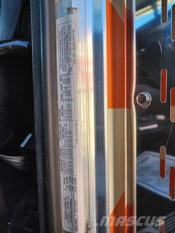 Peterbilt 389 Vlačilci