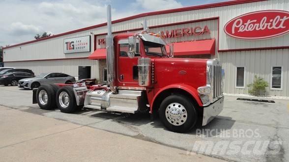 Peterbilt 389 Vlačilci