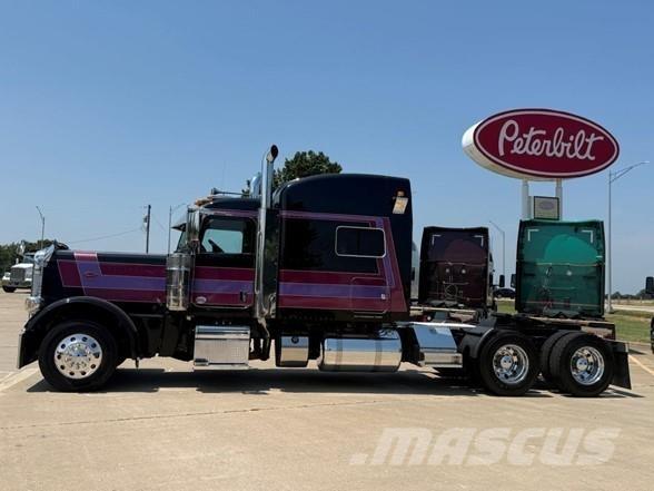 Peterbilt 389 Vlačilci