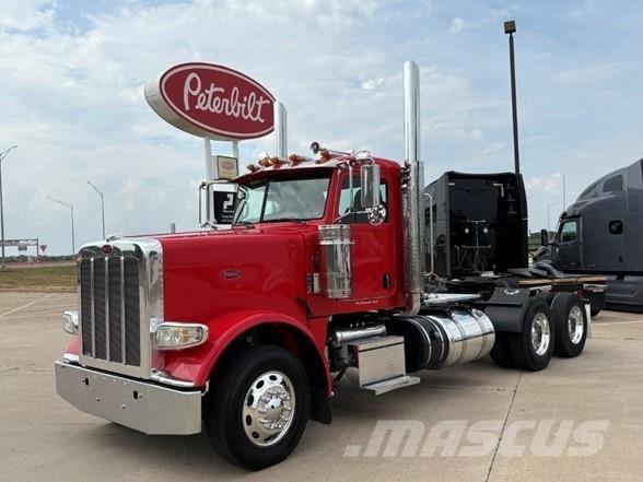 Peterbilt 389 Vlačilci