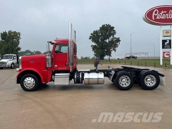 Peterbilt 389 Vlačilci